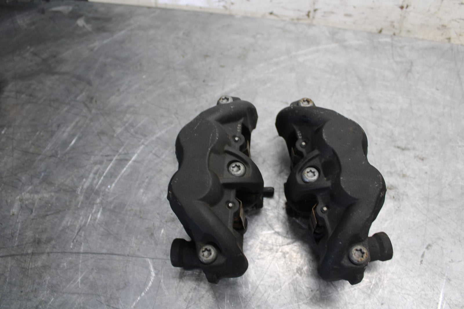 2008 Kawasaki Ninja ZX10R ZX1000E RIGHT LEFT FRONT BRAKE CALIPER SET PAIR BB524