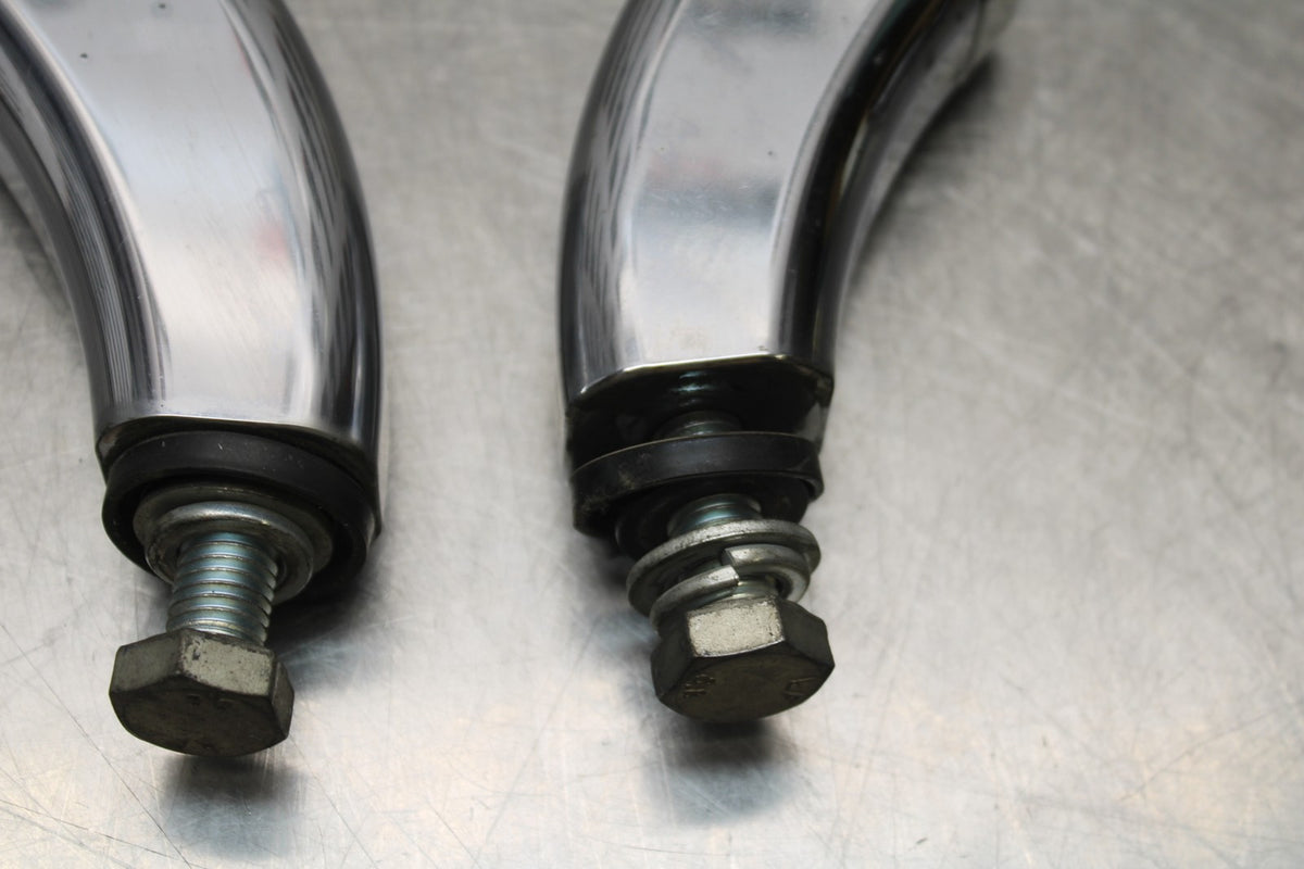 08 YAMAHA V STAR 1100 XVS1100AW CLASSIC HANDLEBAR RISERS BB916