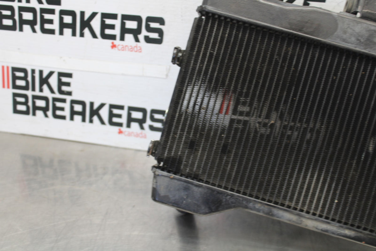 23-24 YAMAHA MT-07 ENGINE RADIATOR MOTOR COOLER COOLING RADIATER BB927