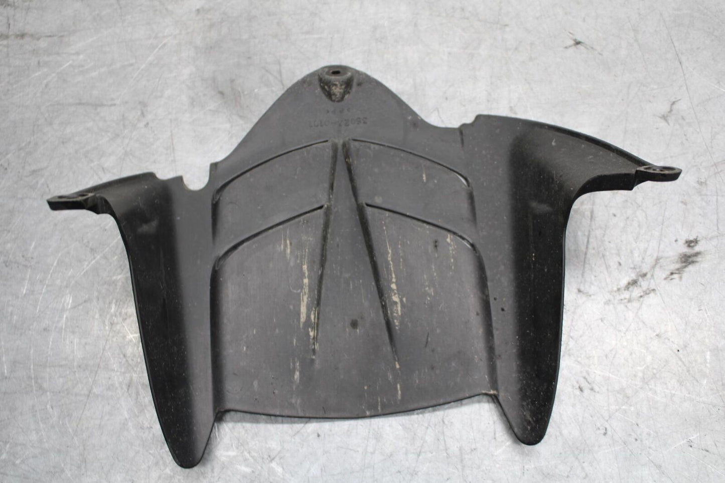 2009 Kawasaki Ninja ZX6R ZX600R REAR  WHEEL TIRE HUGGER FENDER  BB548