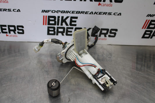 17-22 KTM 390 DUKE FUEL PUMP GAS PETROL SENDER UNIT BB180