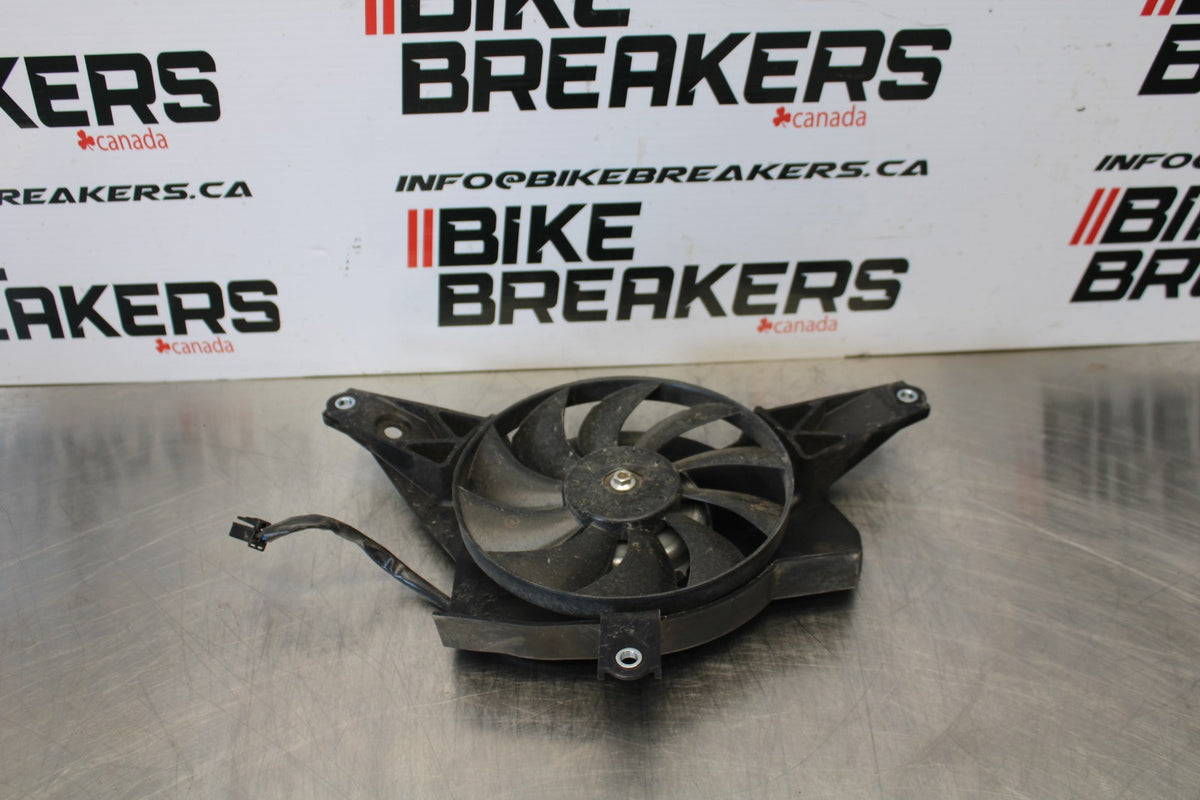 22-25 YAMAHA YZF R7 ENGINE RADIATOR COOLING FAN BB176