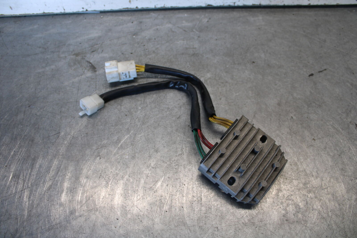 03-04 HONDA CBR600RR RECTIFIER VOLTAGE REGULATOR 31600-MEE-003 BB661