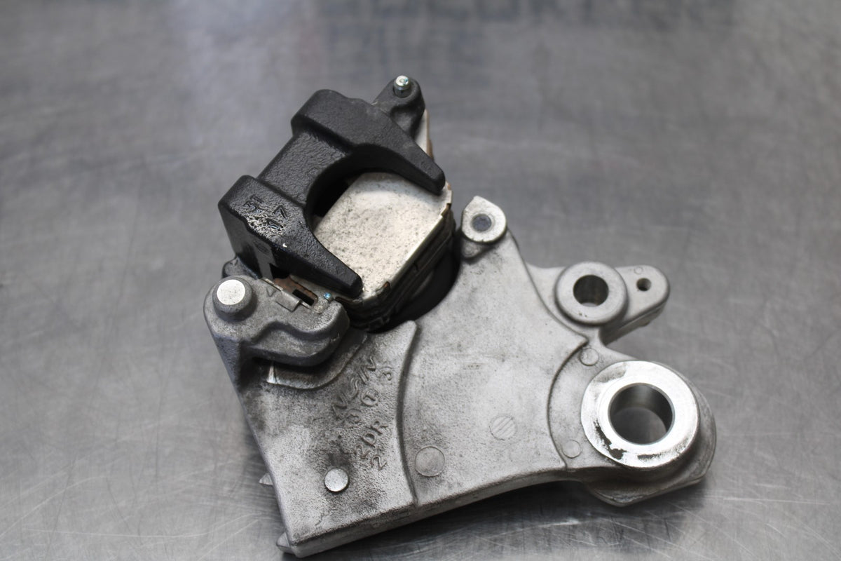 22-25 YAMAHA YZF R7 REAR BACK BRAKE CALIPER W MOUNT BRACKET BB182
