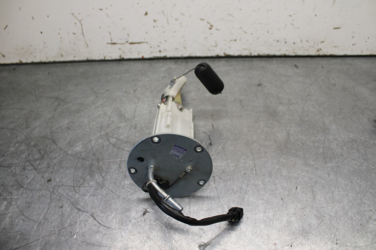 12-17 KAWASAKI ER-6N Z650 FUEL PUMP GAS PETROL SENDER UNIT BB709