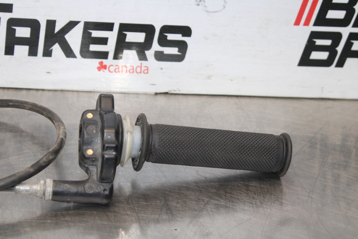 05 DUCATI SUPERSPORT 800 THROTTLE CABLE LINE HOUSING GUIDE BB913