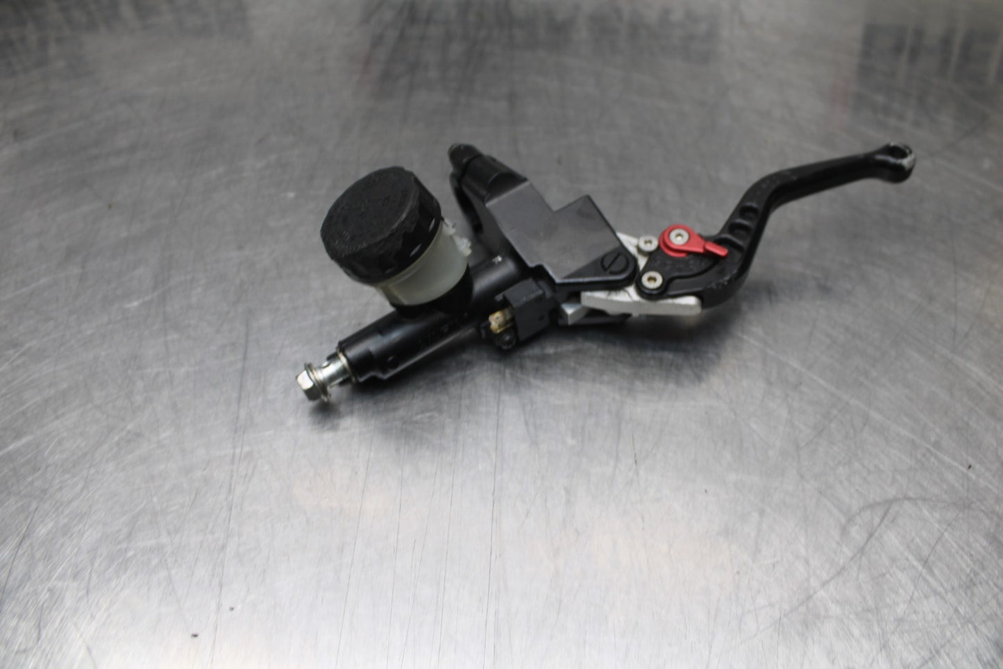 07 SUZUKI GSXR1000 HYDRAULIC CLUTCH MASTER CYLINDER w/ LEVER BB770