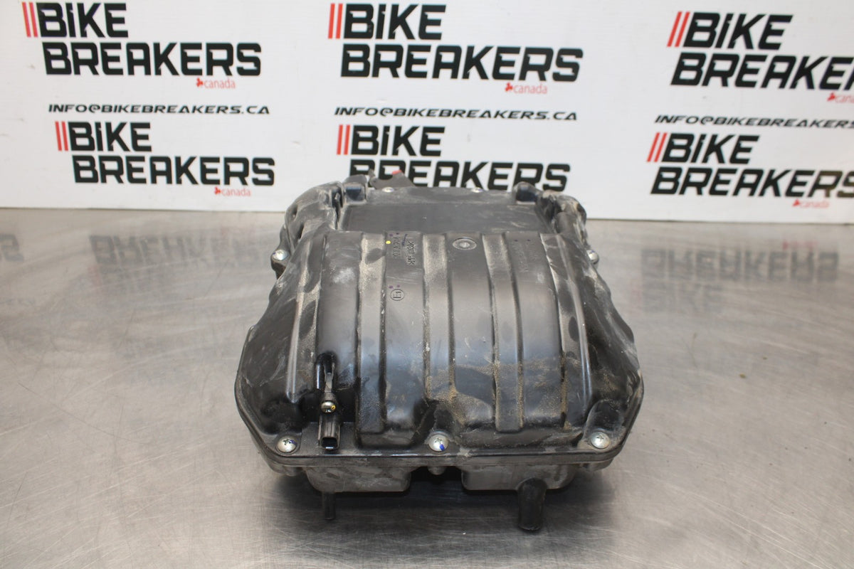 23-26 KAWASAKI NINJA ZX4RR AIRBOX AIR INTAKE FILTER BOX BB872