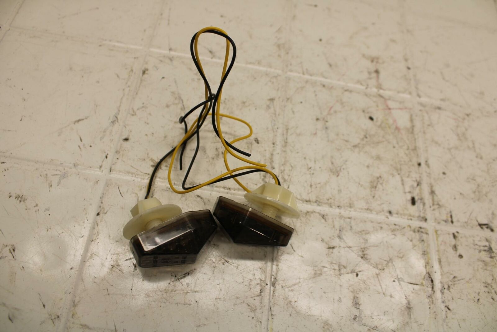 04-05 SUZUKI GSXR600 FRONT LEFT RIGHT TURN SIGNALS LIGHT INDICATORS BB20