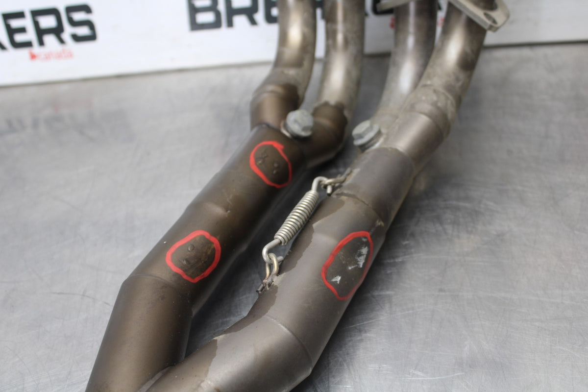 17 YAMAHA YZF R6 EXHAUST HEADER PIPES MANIFOLD BB922