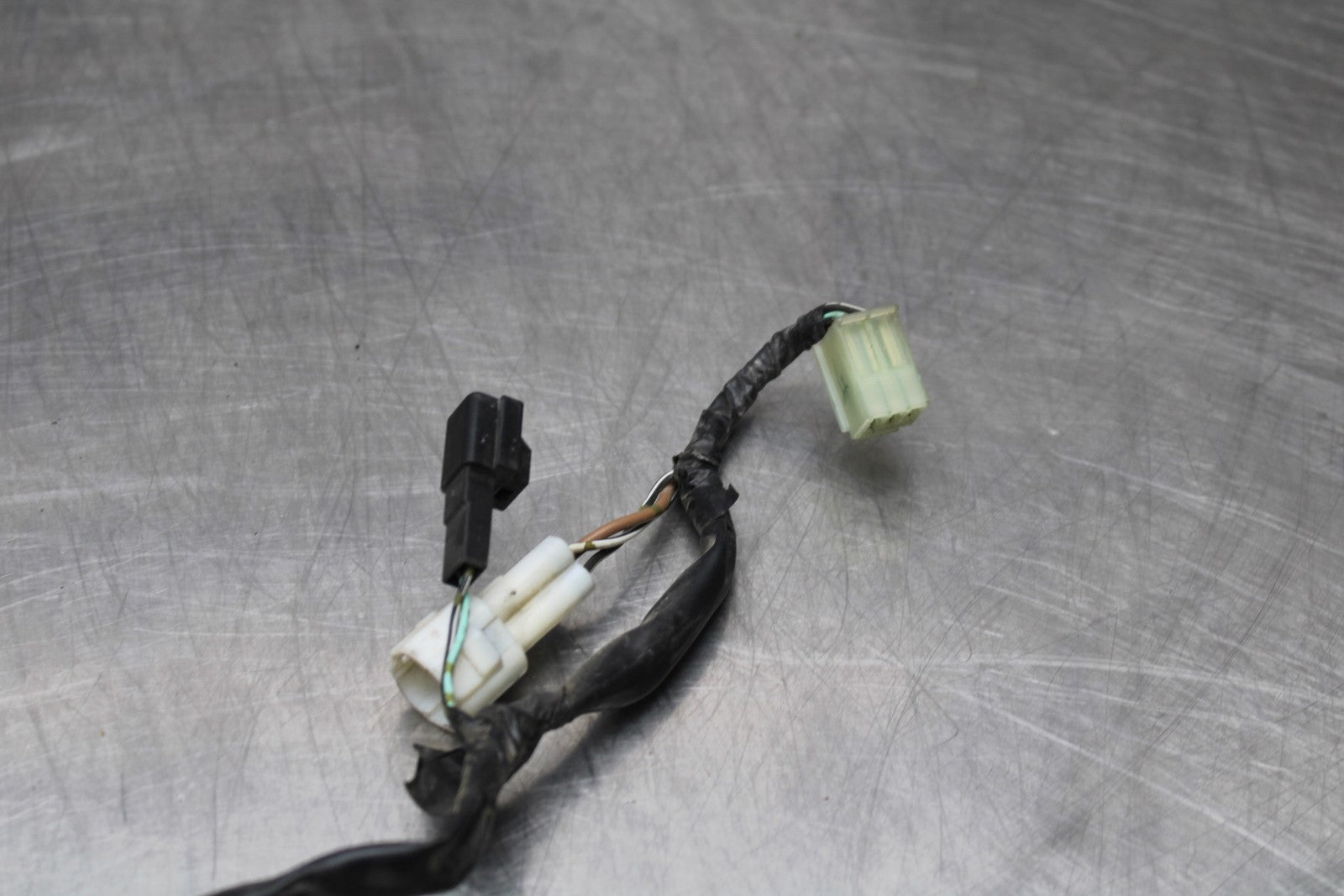 06-07 SUZUKI GSXR 600 TAIL LIGHT WIRING HARNESS MOTOR WIRE LOOM BB178
