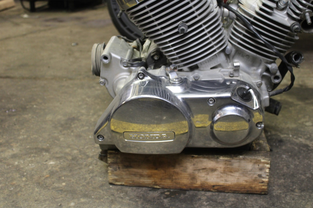 09 HONDA SHADOW 750 VT750 C2 ENGINE MOTOR BB809