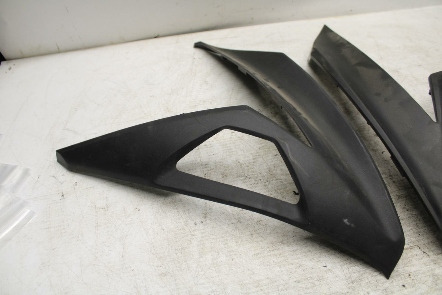 12-13 KAWASAKI EX300 NINJA LEFT MID UPPER SIDE FAIRING COWL PLASTIC BB373