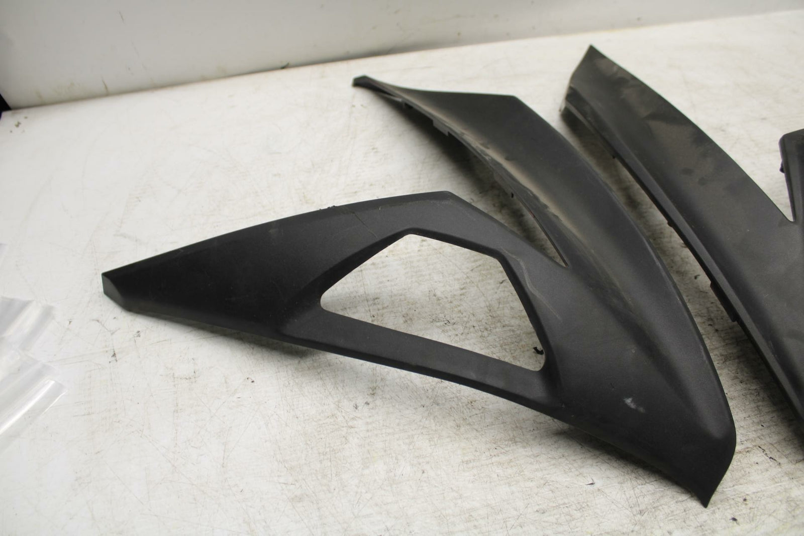 12-13 KAWASAKI EX300 NINJA LEFT MID UPPER SIDE FAIRING COWL PLASTIC BB373