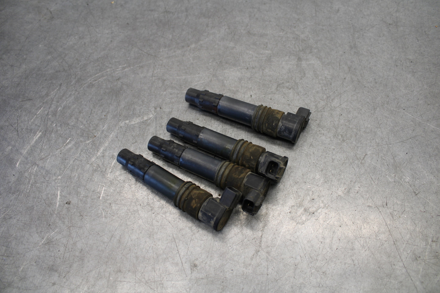 05-06 SUZUKI GSXR1000 IGNITION COILS COIL SPARK PLUG CAPS 33410-35F10 BB663