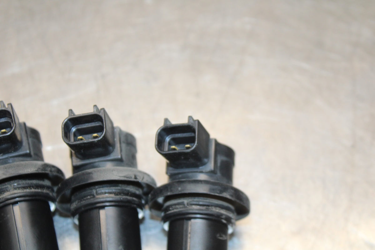 18 YAMAHA YZF R1  IGNITION COILS COIL SPARK PLUG CAPS BB838