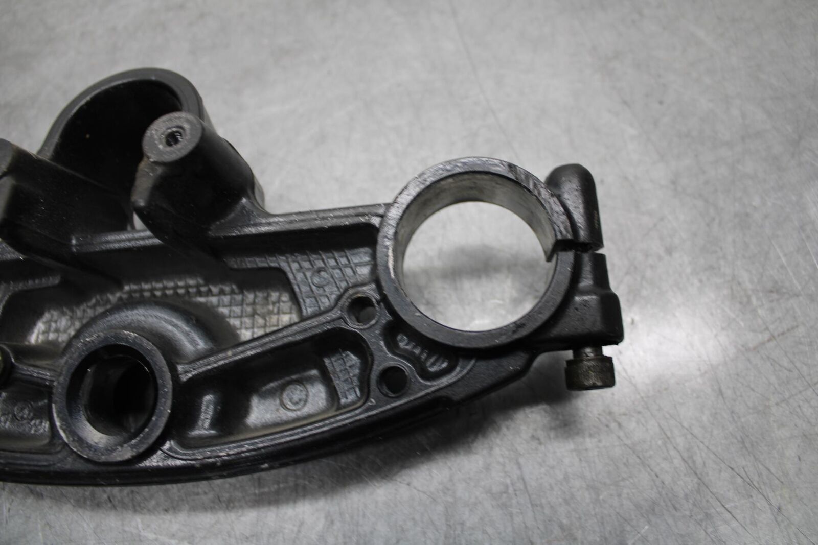 2001 Kawasaki Ninja ZX6 ZX600E FORKS UPPER TRIPLE TREE CLAMP BB547