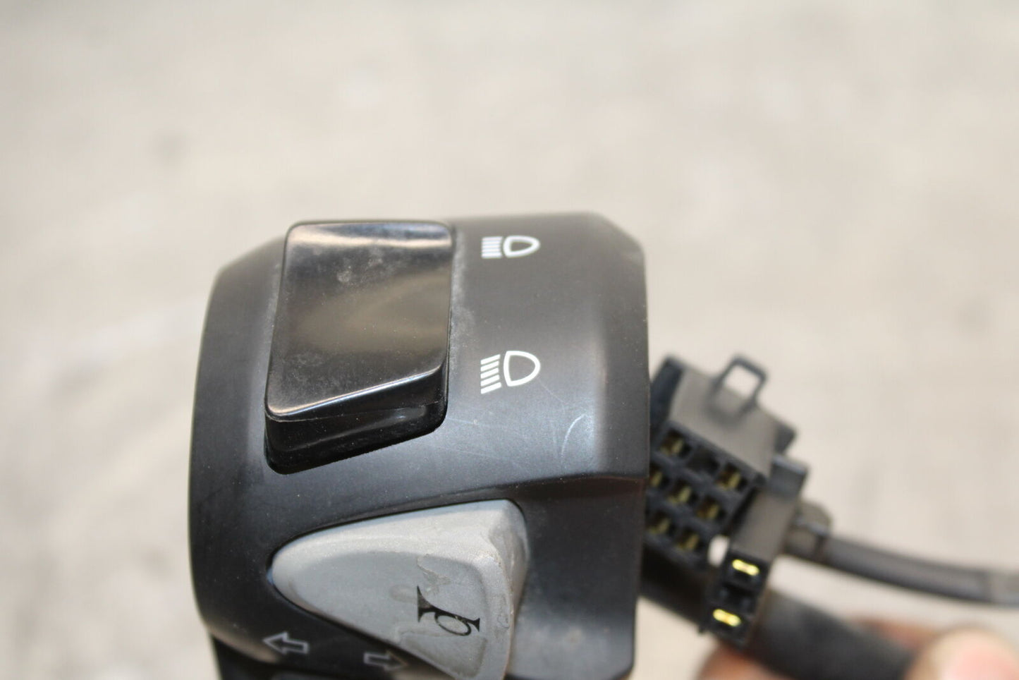 15-16 HONDA CB300F LEFT CLIP ON HANDLE HORN SIGNALS SWITCH SWITCHES BB740