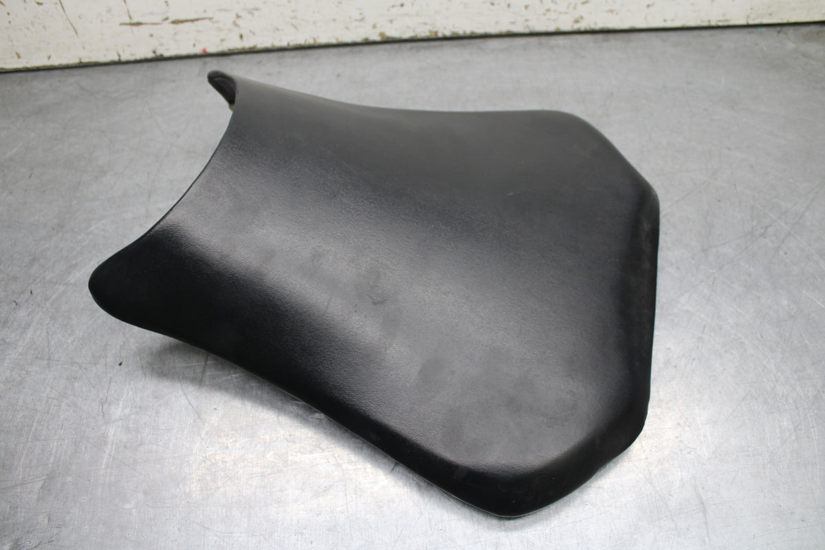 05-06 HONDA CBR600RR FRONT DRIVERS SEAT PAD SADDLE PILLION BB727
