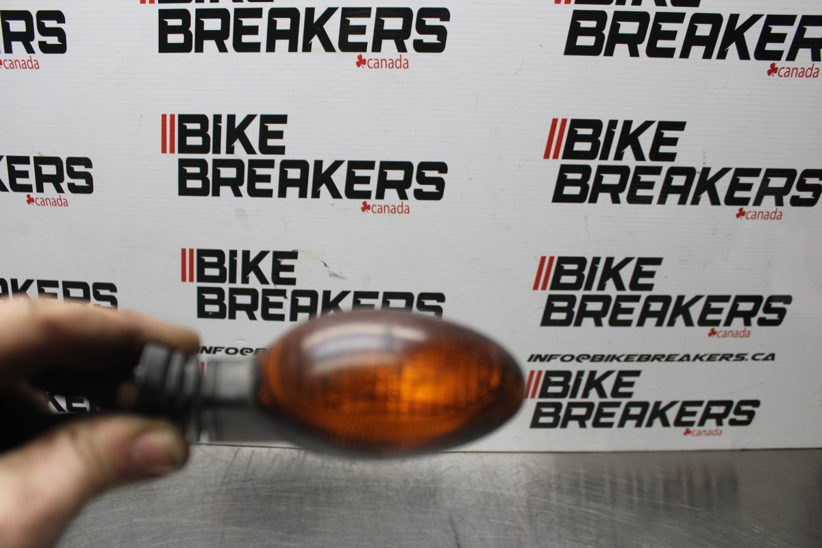 02 DUCATI MONSTER 620 REAR LEFT RIGHT TURN SIGNALS LIGHT INDICATORS BB851