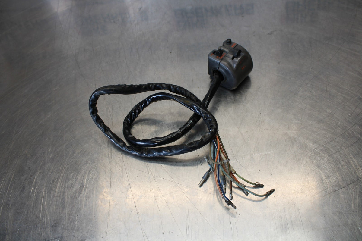 76-77 HONDA GOLDWING 1000 LEFT CLIP ON HANDLE HORN SIGNALS SWITCH SWITCHES BB171