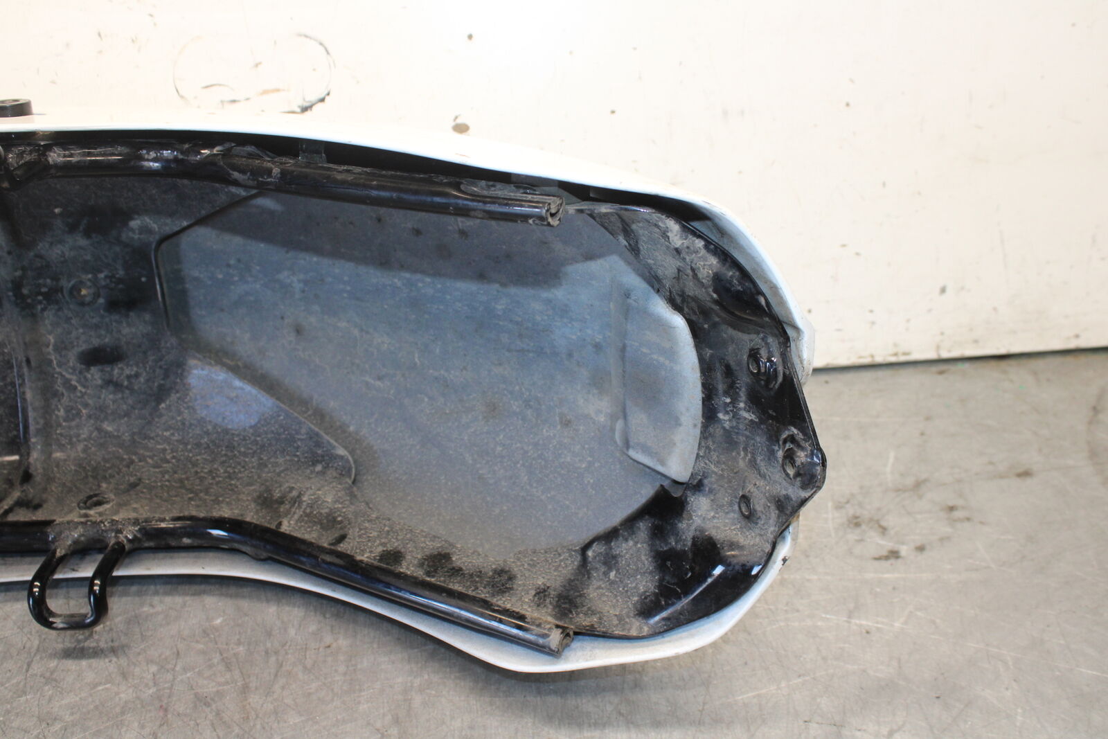 10-13 HONDA SHADOW RS 750 VT750RS REAR BACK WHEEL FENDER MUD GUARD BB718
