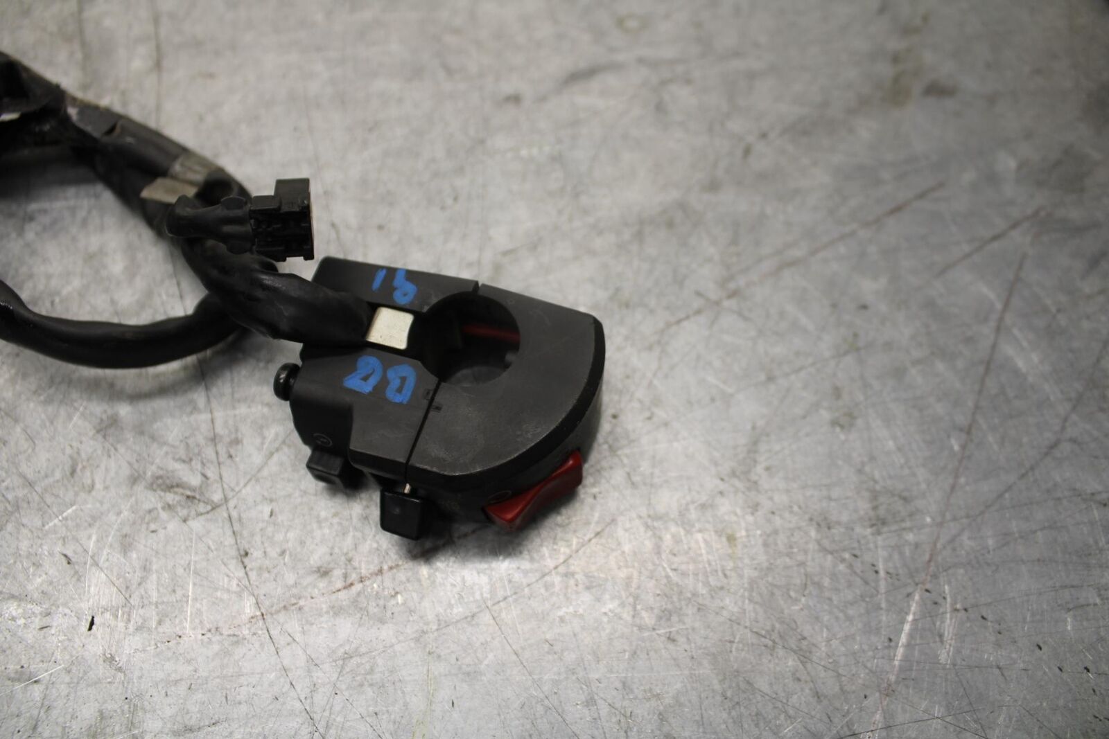 2007 Kawasaki Ninja ZX6R ZX600P RIGHT CLIP ON HANDLE KILL OFF START SWITCH BB47
