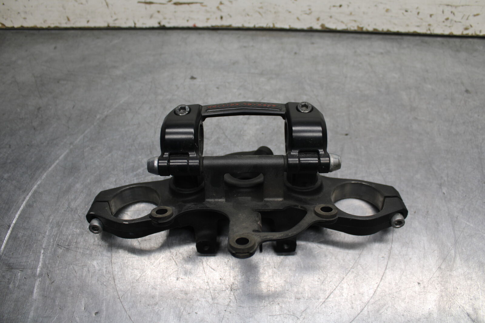 12-13 KAWASAKI Z1000 FORKS UPPER TRIPLE TREE CLAMP BB743