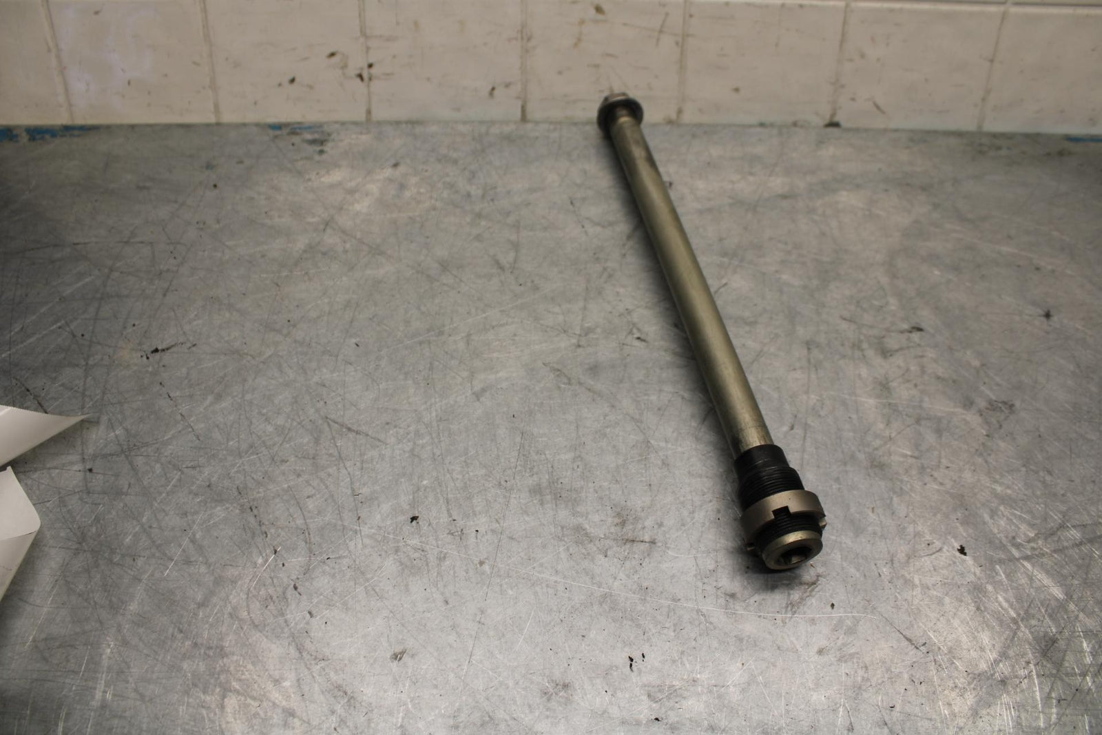 11-15 KAWASAKI ZX1000R REAR BACK SWINGARM BOLT SUSPENSION PIVOT AXLE BB445