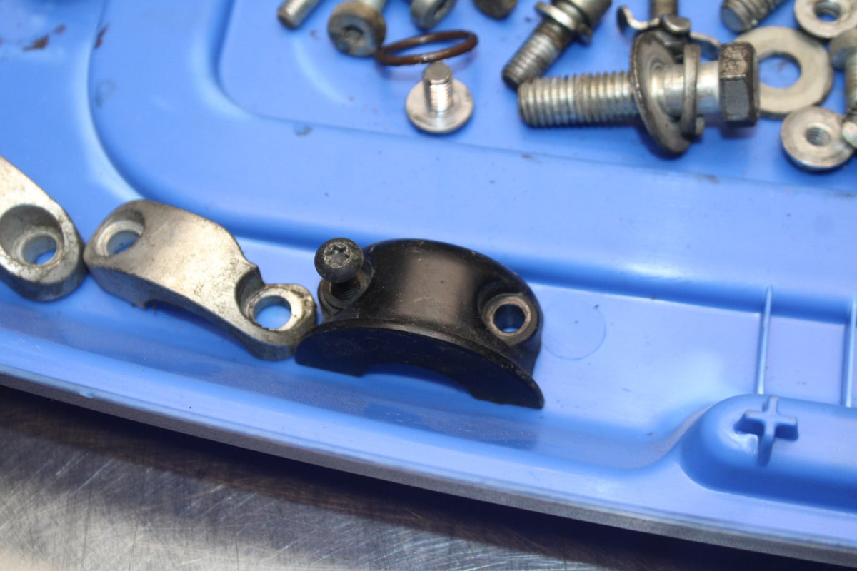99-00 HARLEY-DAVIDSON ELECTRA GLIDE FLHT  MOUNTING BOLTS HARDWARE SCREWS BB805