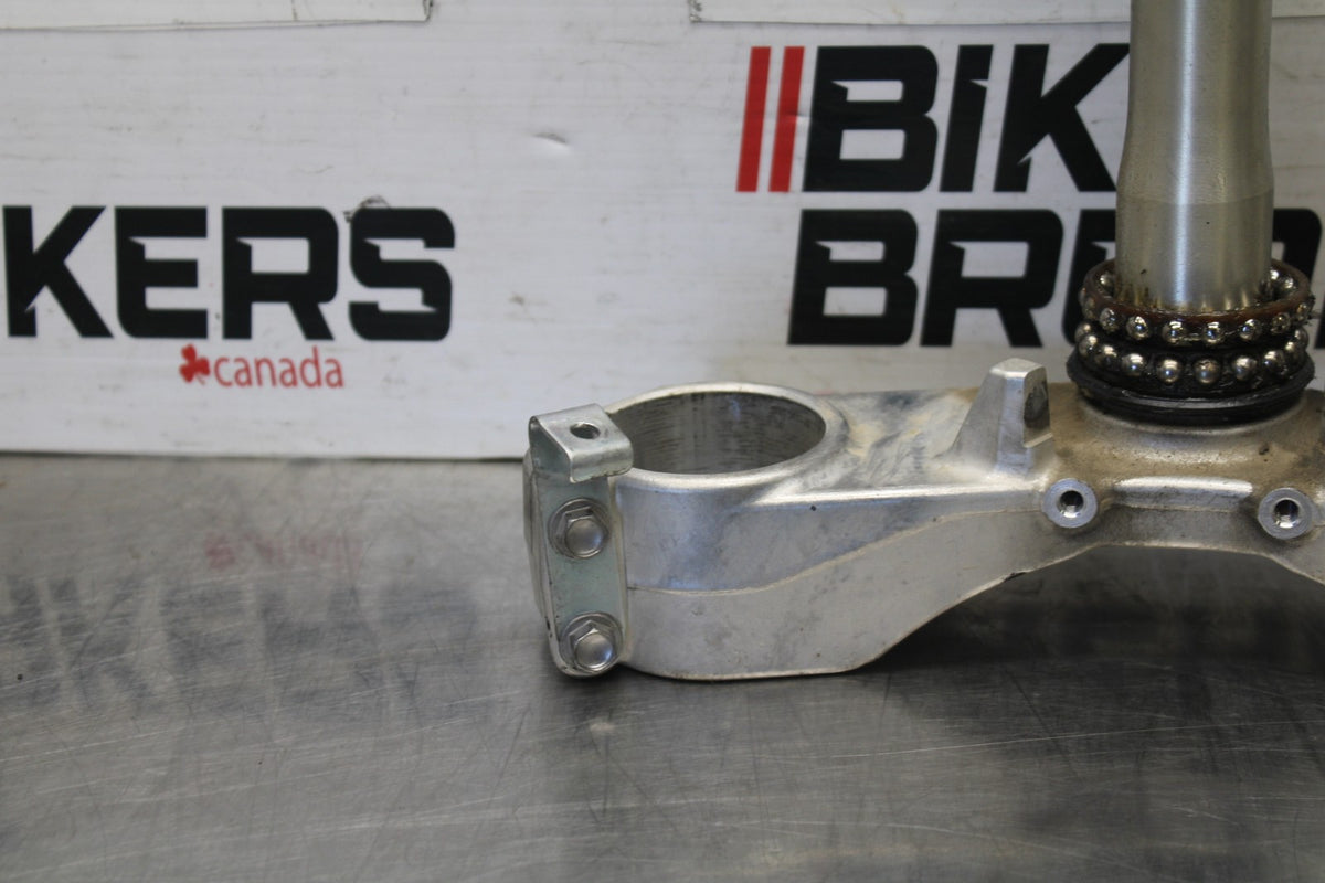 08-09 KAWASAKI NINJA ZX14R FRONT FORKS CLAMP LOWER TRIPLE TREE STEM BB932