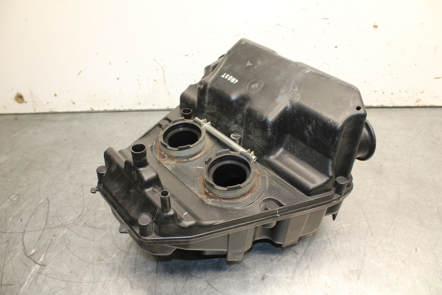 12-17 KAWASAKI ER-6N Z650 AIRBOX AIR INTAKE FILTER BOX BB709