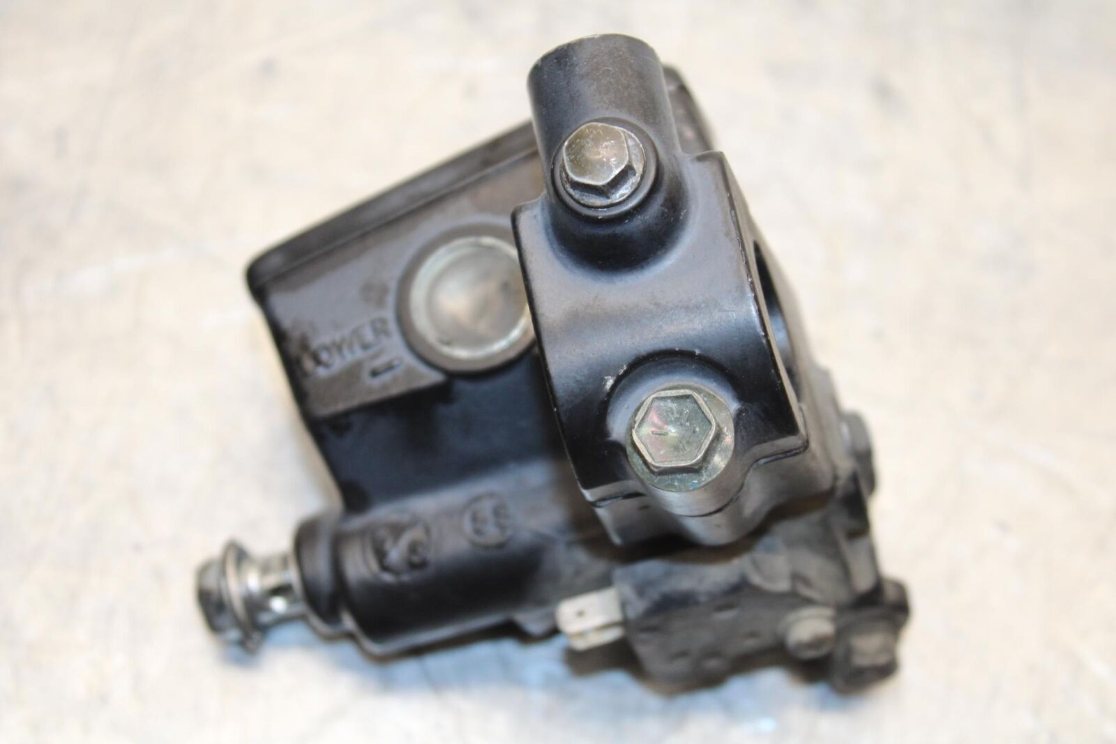 1997 Suzuki Bandit 1200 GSF1200S FRONT BRAKE MASTER CYLINDER BB559