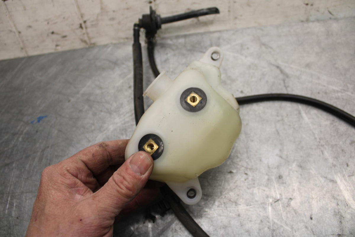2013 Yamaha YZF R1 COOLANT WATER TANK RESERVOIR BOTTLE 14B-2172W-00-00  BB507