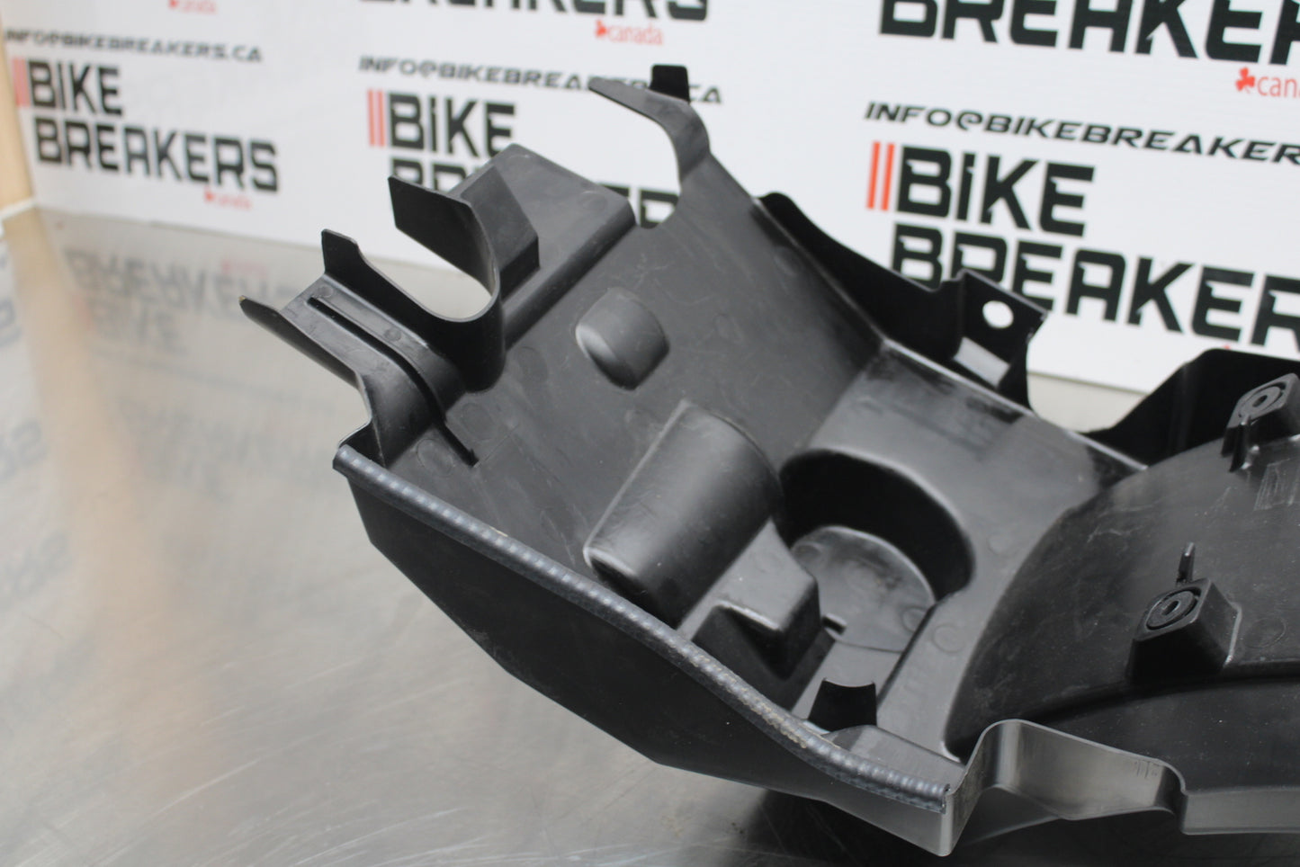 23-24 KAWASAKI NINJA ZX14R NEW!! REAR BACK TAIL UNDERTAIL FAIRING FENDER BB153