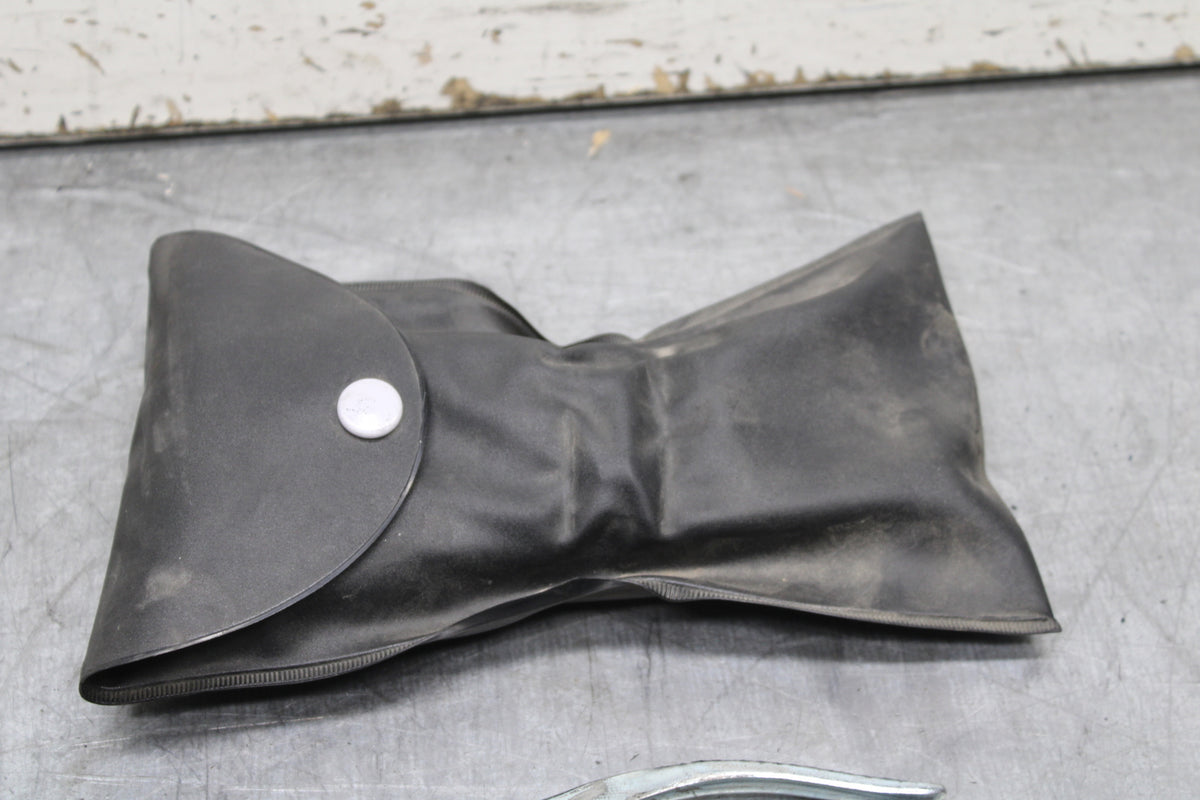 11-24 SUZUKI GSXR750 STOCK TOOLS OEM TOOL BAG KIT SET BB714