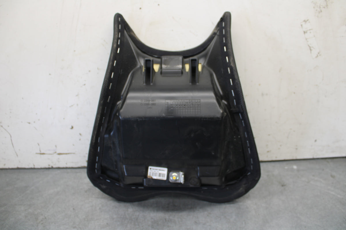 18-23 KAWASAKI NINJA 400 FRONT DRIVERS SEAT PAD SADDLE PILLION BB679
