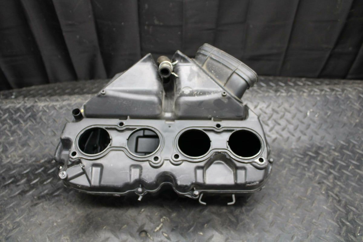 10-11 HONDA CBR1000RR AIRBOX AIR INTAKE FILTER BOX BB228