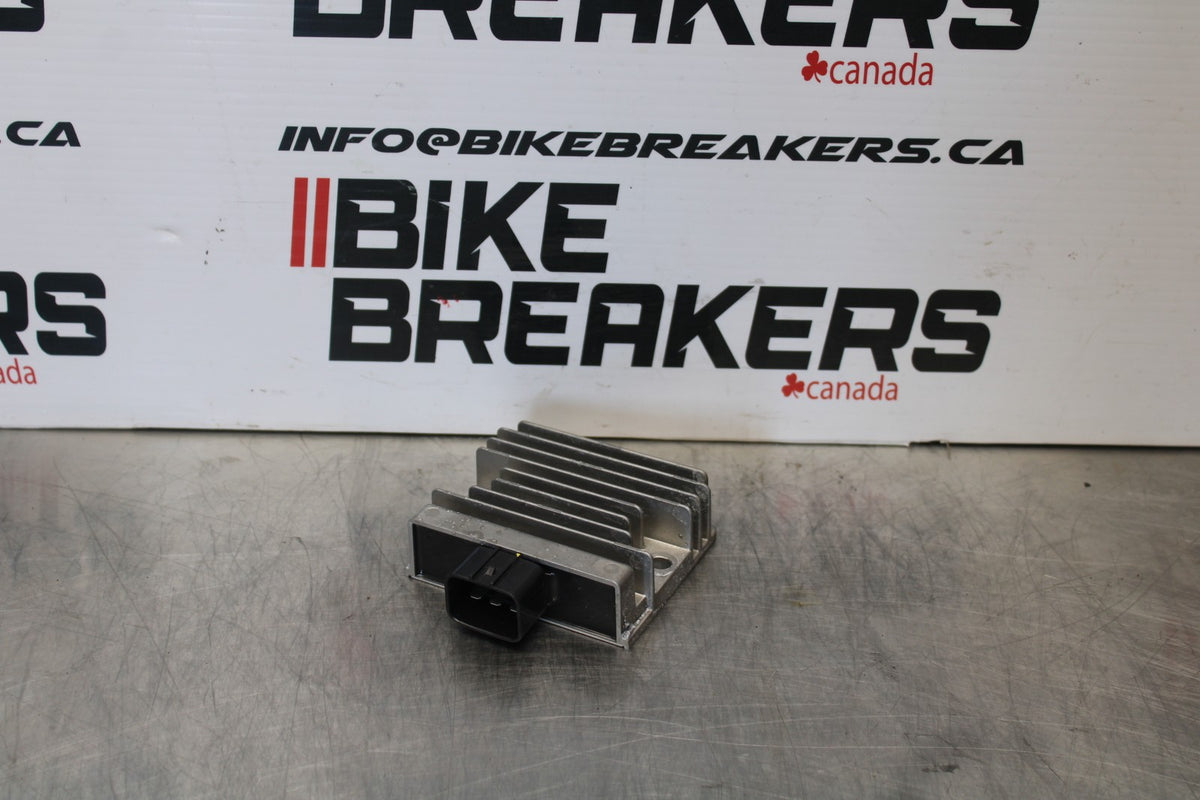 18-23 KAWASAKI NINJA 400 EX400 ABS RECTIFIER VOLTAGE REGULATOR BB192