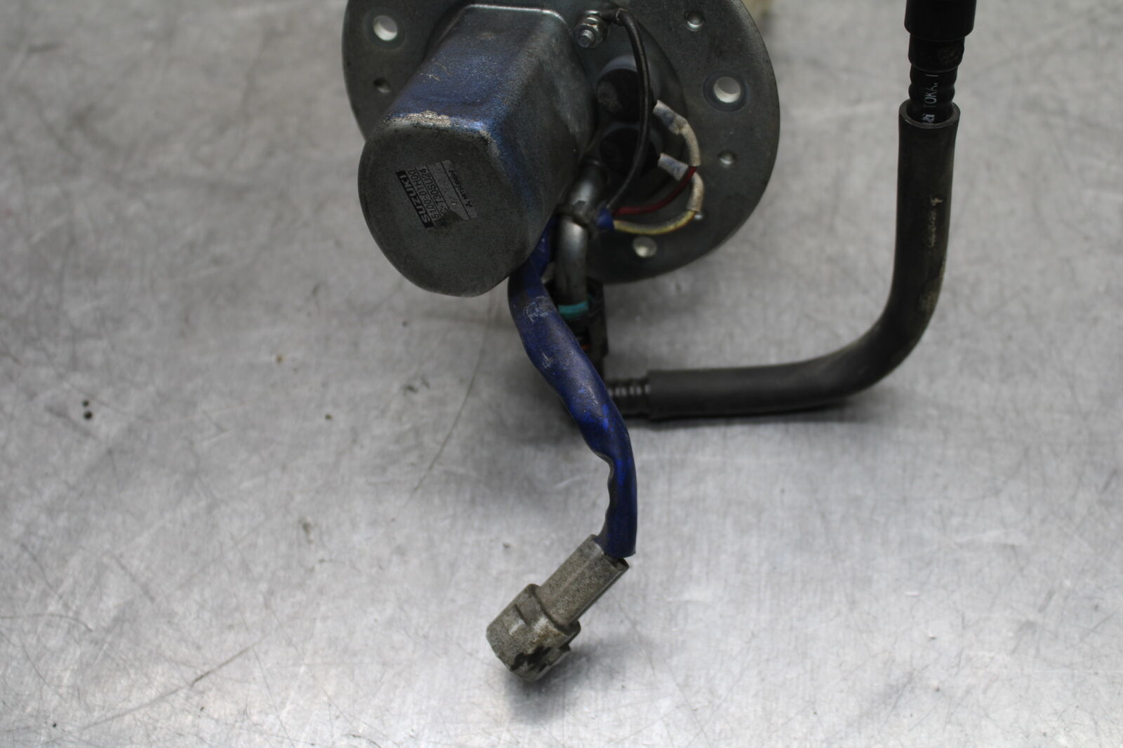 06-07 SUZUKI GSXR 600 FUEL PUMP GAS PETROL SENDER UNIT BB737