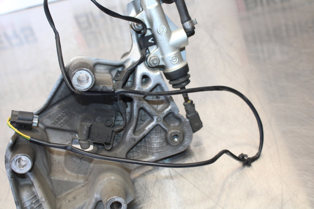 06-12 BMW F800ST RIGHT REARSET REAR SET DRIVER FOOT PEG REST STOP BB144