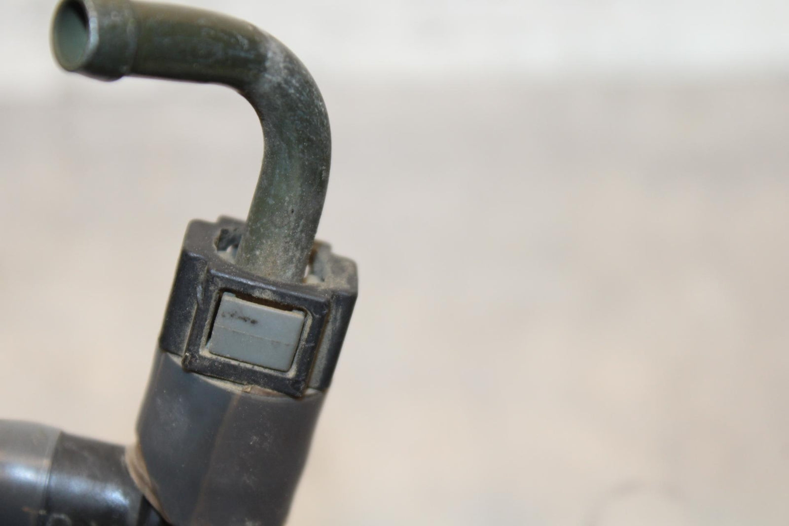 2005 Kawasaki Vulcan 1500 VN1500N Classic HOSE FUEL GAS BB576