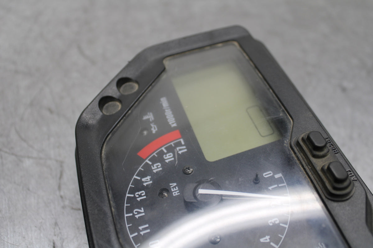 03-04 HONDA CBR600RR SPEEDO TACH GAUGES DISPLAY CLUSTER SPEEDOMETER BB614