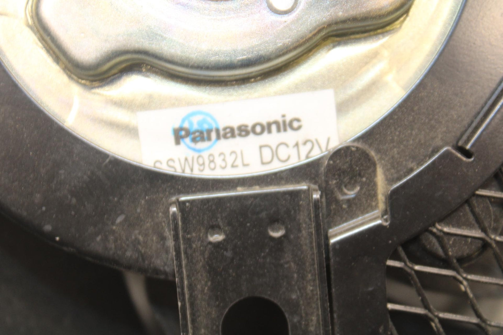18 SUZUKI GSXR750 ENGINE RADIATOR COOLING FAN 17800-14J01 BB80