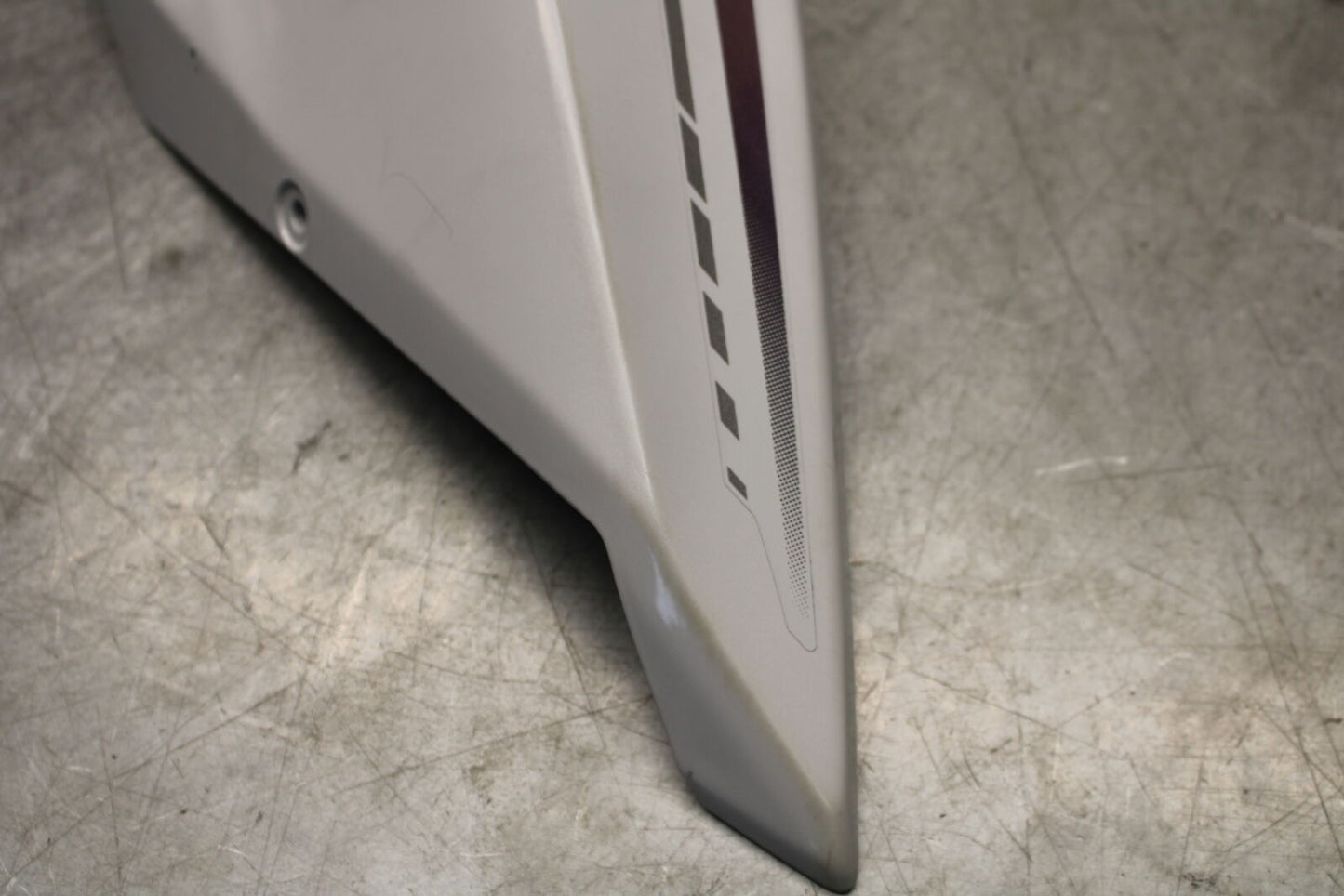 18-23 KAWASAKI NINJA 400 LEFT REAR BACK TAIL FAIRING COWL SHROUD BB660