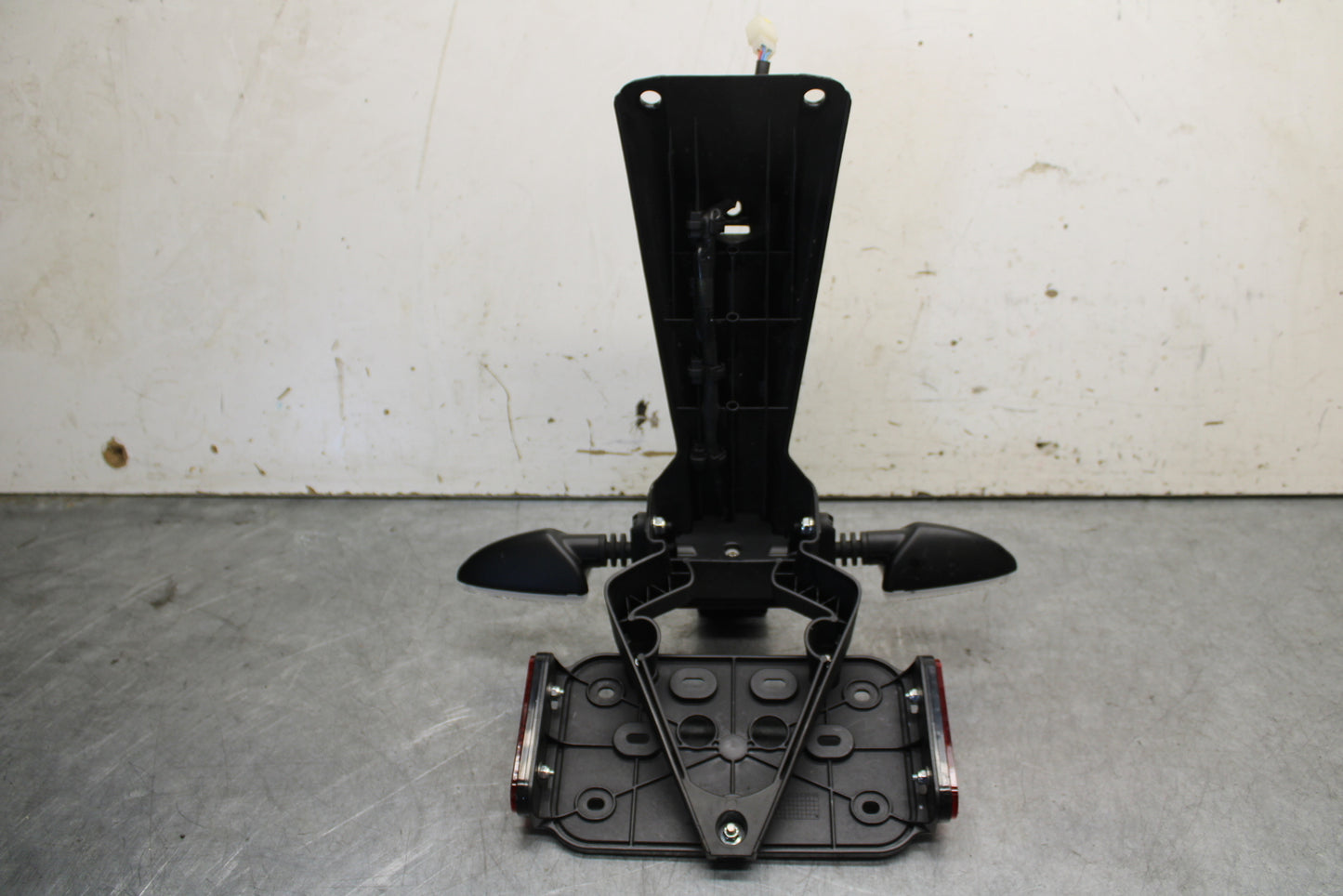 21-24 APRILIA RSV4 R REAR BACK FENDER MUD GUARD BB668