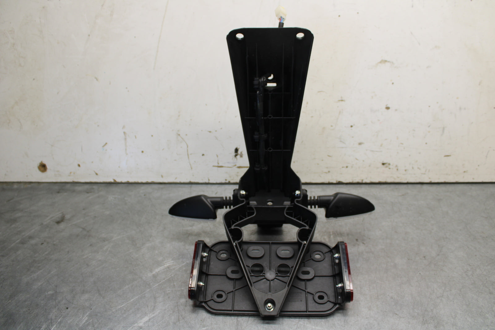 21-24 APRILIA RSV4 R REAR BACK FENDER MUD GUARD BB668