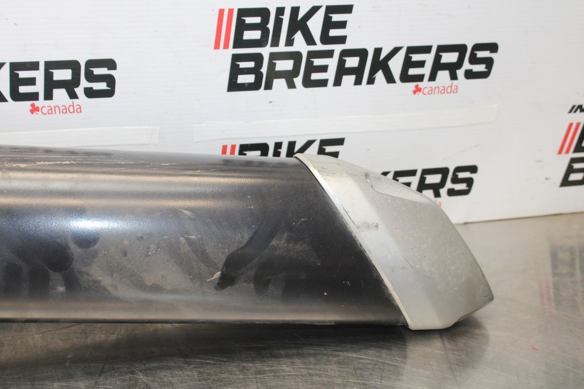 09 KAWASAKI CONCOURS 14 ZG1400B EXHAUST PIPE MUFFLER SLIP ON CAN BB875