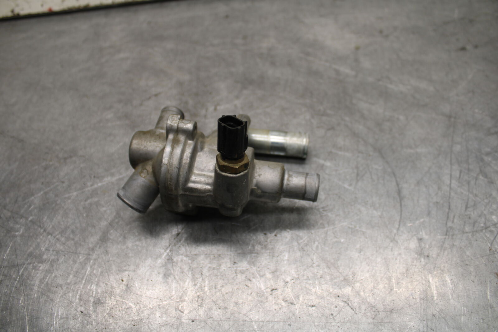 14-15 YAMAHA V STAR 1300 XVS1300CT TOURER THERMOSTAT W HOUSING ASSEMBLY BB722