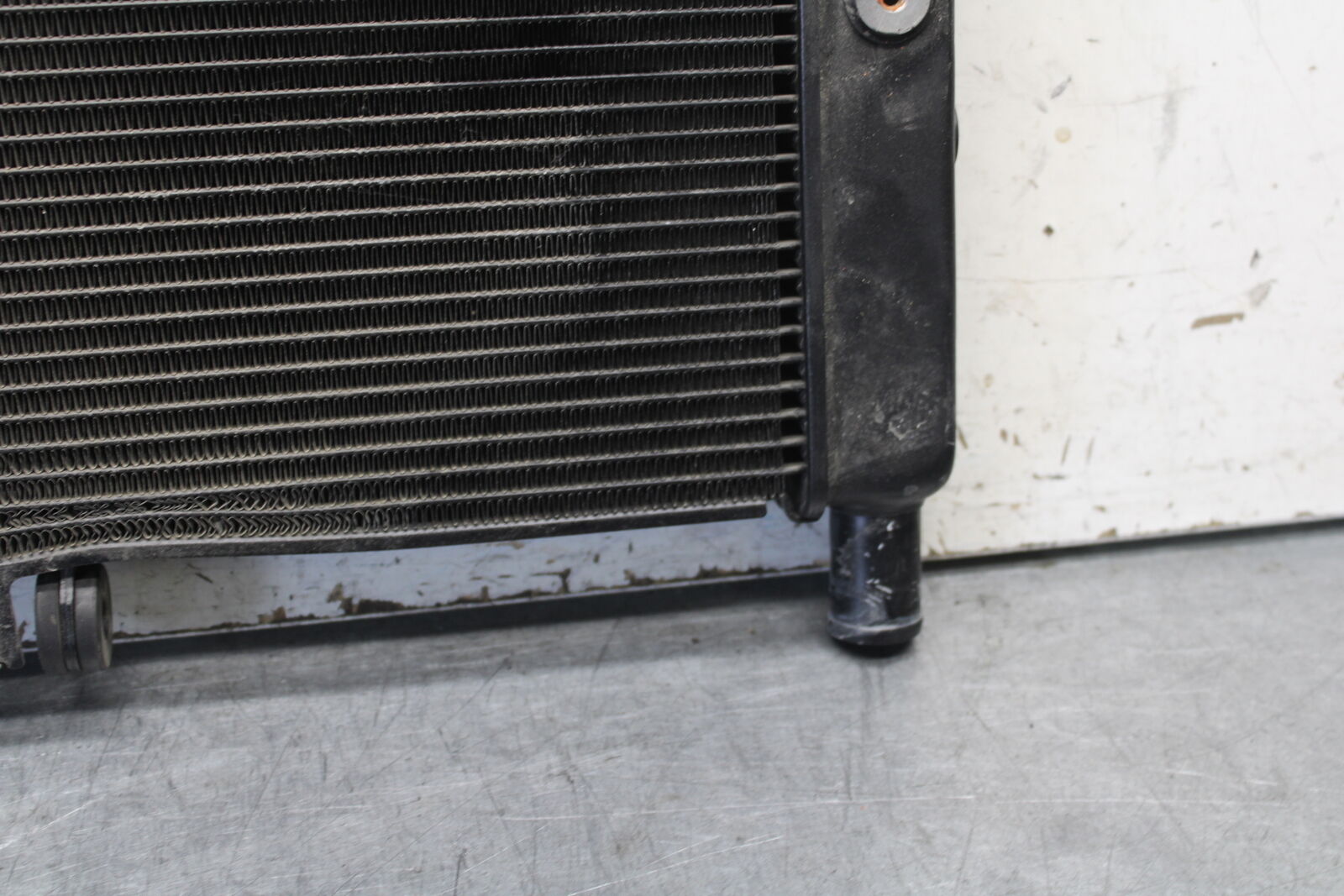 22-24 YAMAHA XSR900 ENGINE RADIATOR MOTOR COOLER COOLING RADIATER  BB683